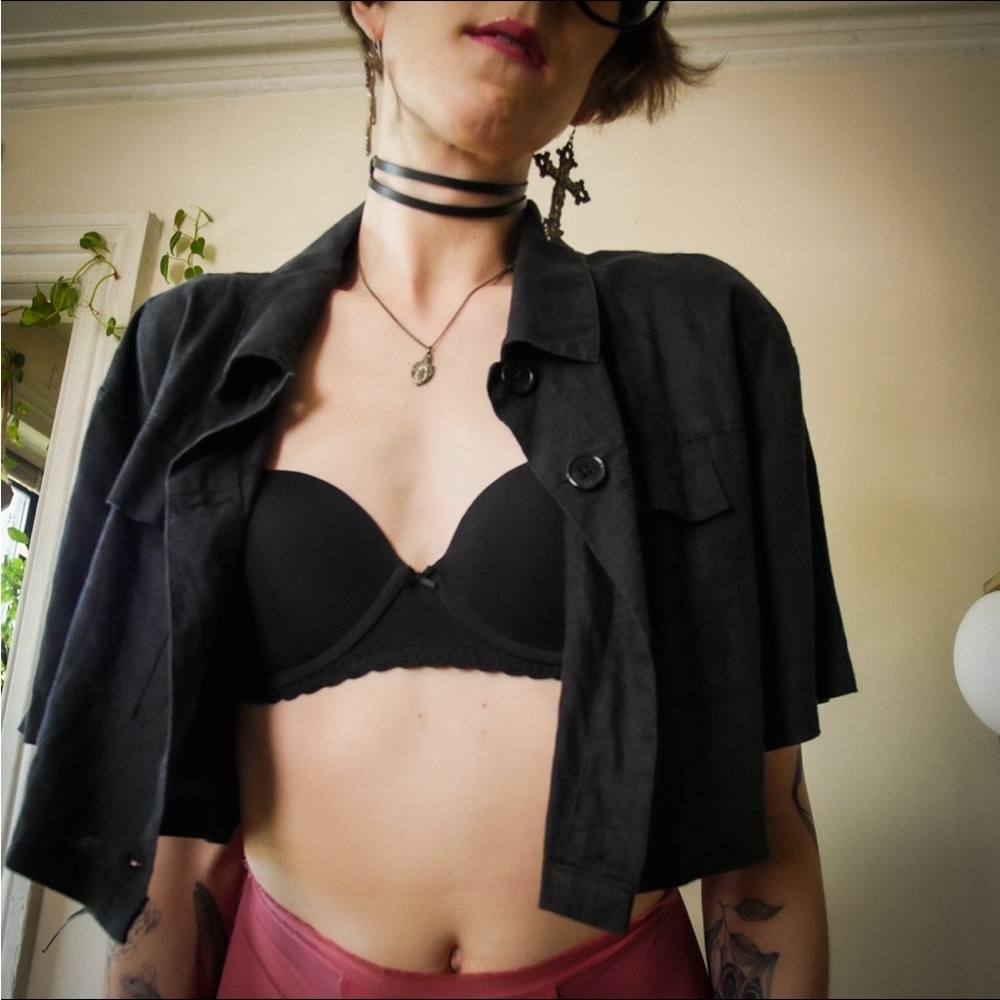 SOLD. Afends Womens Clover - Hemp Cropped Short Sleeve Shirt.